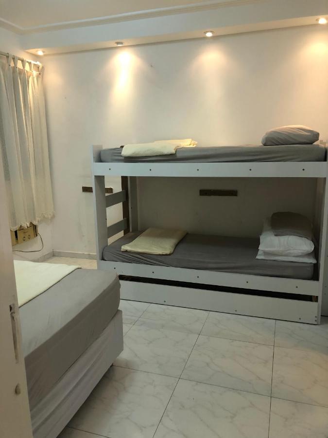 Apartamento Com Varanda E Suite Enseada Гуаружа Экстерьер фото
