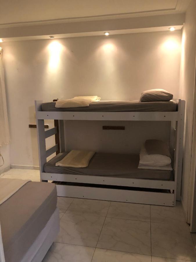 Apartamento Com Varanda E Suite Enseada Гуаружа Экстерьер фото