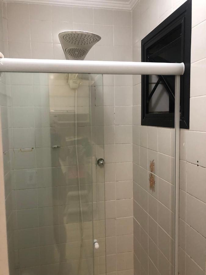 Apartamento Com Varanda E Suite Enseada Гуаружа Экстерьер фото